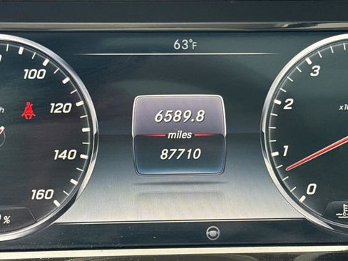 Used 2015 Mercedes-Benz S 550 Sedan image 25