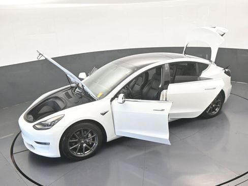 Used 2019 Tesla Model 3 image 62