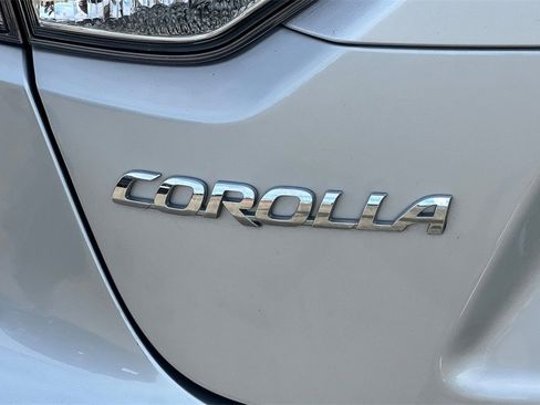 Certified 2025 Toyota Corolla LE image 26