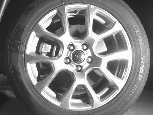 Used 2025 Jeep Compass Limited AWD/4WD image 12