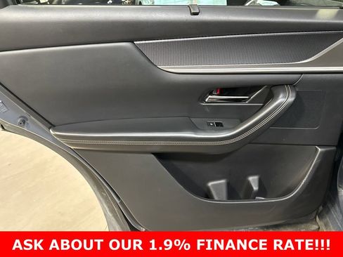 Certified 2025 MAZDA CX-70 3.3 Turbo w/ Preferred Package AWD/4WD image 11