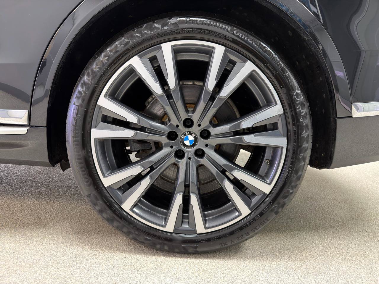 Used 2020 BMW X7 xDrive50i w/ Cold Weather Package AWD/4WD image 40