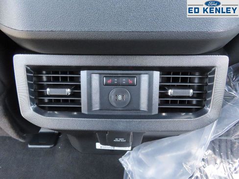 New 2025 Ford F350 Platinum w/ FX4 Off-Road Package image 8