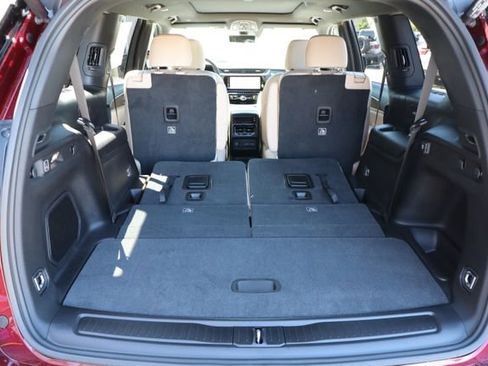 New 2026 Jeep Grand Cherokee L Limited AWD/4WD image 40