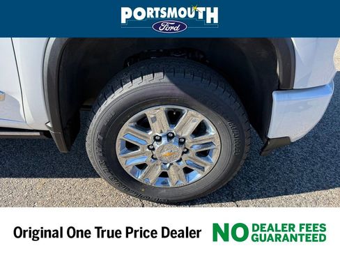 Used 2024 Chevrolet Silverado 2500 High Country w/ Z71 Off-Road Package image 33