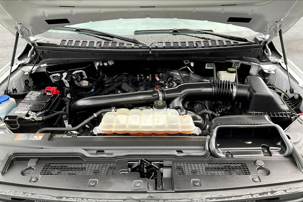 Used 2024 Ford Expedition XLT RWD image 34