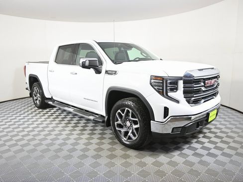 Used 2023 GMC Sierra 1500 SLT w/ SLT Premium Package image 10