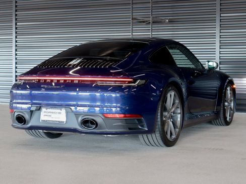 Used 2024 Porsche 911 Carrera T image 10
