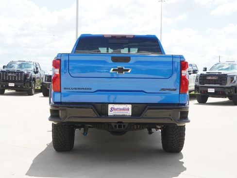 Used 2025 Chevrolet Silverado 1500 ZR2 w/ Technology Package AWD/4WD image 8