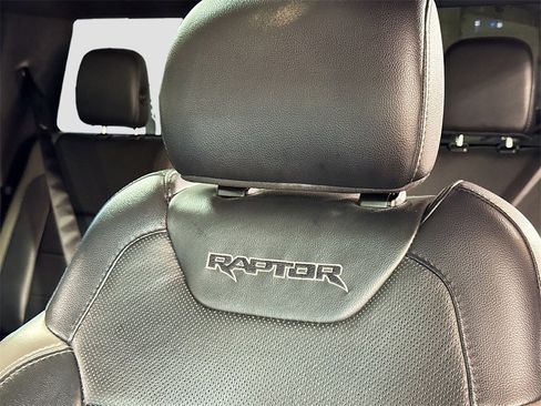 Used 2018 Ford F150 Raptor w/ Equipment Group 802A Luxury image 15