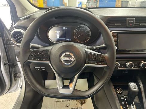 Used 2024 Nissan Versa SV FWD image 14