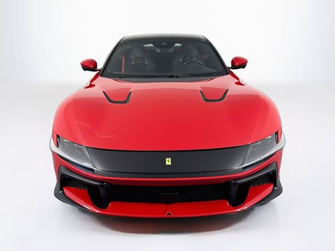 Used 2026 Ferrari 12Cilindri RWD image 2