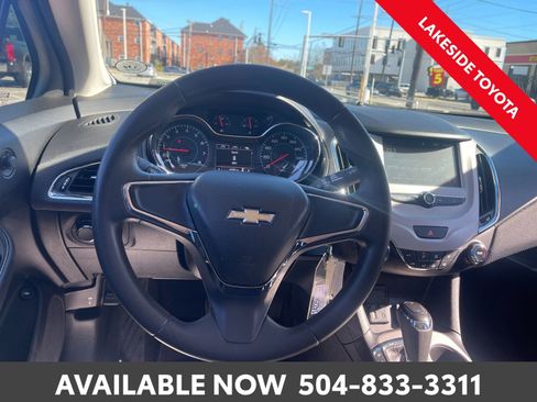 Used 2017 Chevrolet Cruze LS image 22