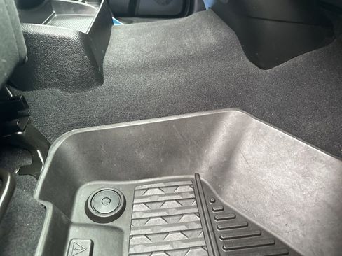 Used 2020 RAM 2500 Big Horn w/ Level 1 Equipment Group image 17