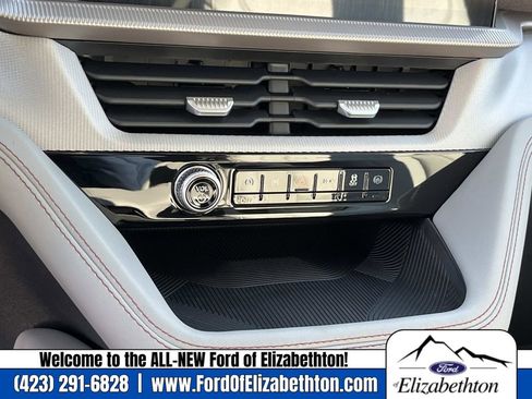 New 2026 Ford Explorer Active w/ Active Comfort Package image 28