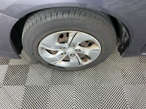 Used 2015 Honda Civic LX image 9