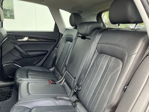 Used 2018 Audi Q5 2.0T Premium w/ Convenience Package image 33