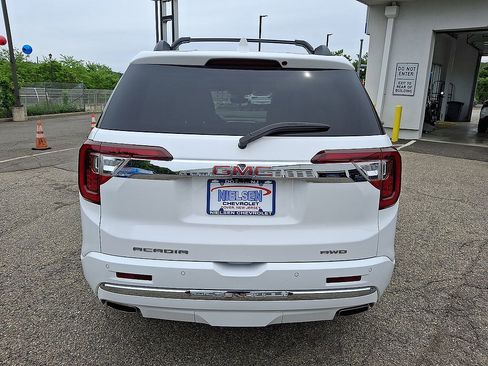 Certified 2023 GMC Acadia Denali w/ Denali Technology Package AWD/4WD image 23