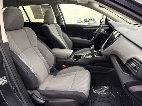 Used 2021 Subaru Outback Premium image 23