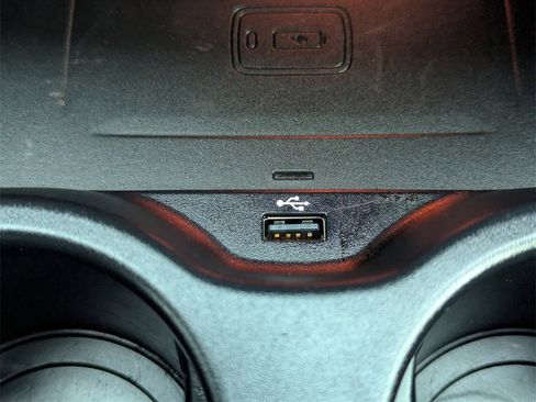 Used 2019 BMW 530i xDrive w/ Convenience Package image 17