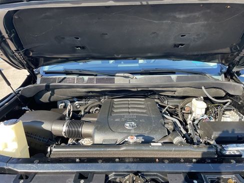 Used 2020 Toyota Tundra SR5 w/ SR5 Upgrade Package image 57