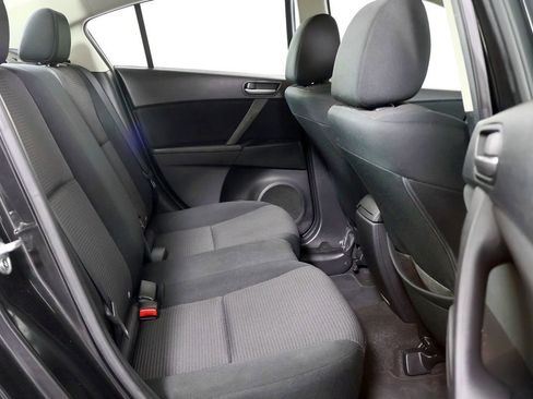 Used 2013 MAZDA MAZDA3 i Sport image 22