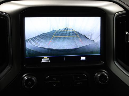 Used 2021 Chevrolet Silverado 1500 LT Trail Boss image 16