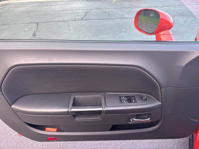 Used 2010 Dodge Challenger R/T RWD image 7