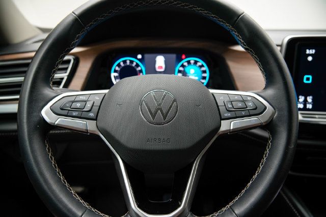 Used 2024 Volkswagen Atlas SE AWD/4WD image 21