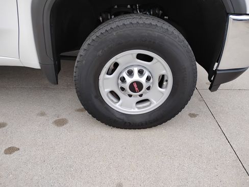 Used 2023 GMC Sierra 2500 Pro w/ Fleet Convenience Package image 26