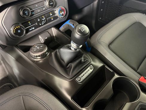 Used 2023 Ford Bronco Black Diamond image 14