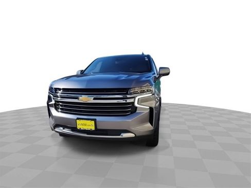 Used 2021 Chevrolet Tahoe LT image 3