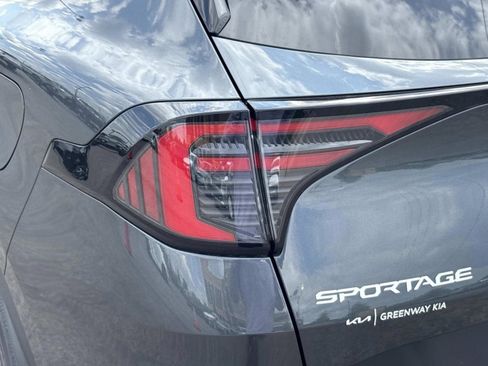 New 2026 Kia Sportage LX image 11