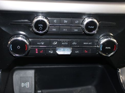 Used 2022 Ford F150 XLT w/ Equipment Group 302A High image 48