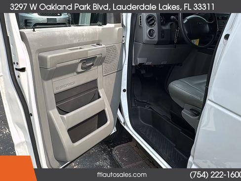 Used 2013 Ford E-250 and Econoline 250 Extended w/ PWR Group RWD image 30