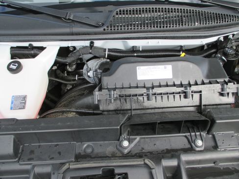 Used 2023 Chevrolet Express 2500 w/ Driver Convenience Package image 16