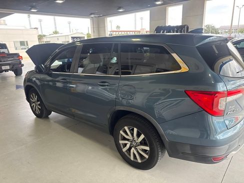 Used 2019 Honda Pilot EX image 4
