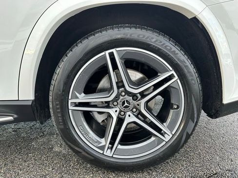 Certified 2024 Mercedes-Benz GLS 450 4MATIC image 9