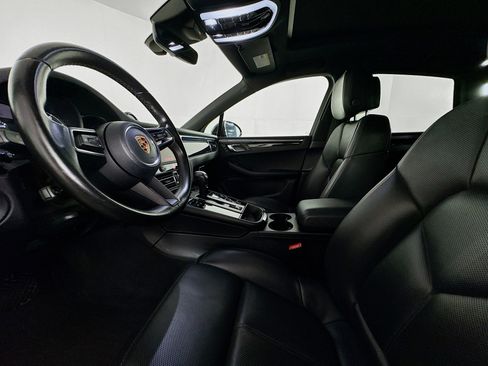 Used 2023 Porsche Macan image 20