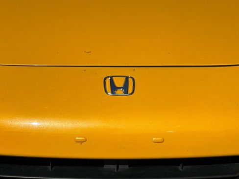 Used 2004 Honda S2000 image 33