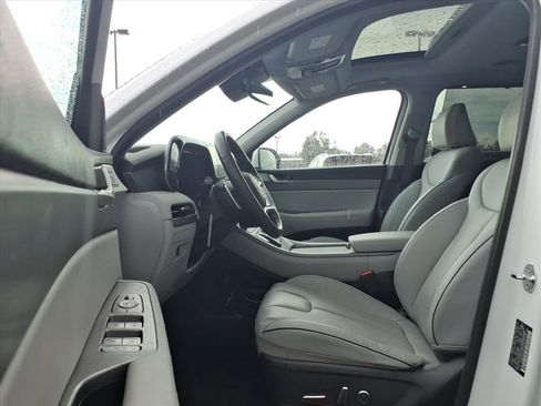 Used 2025 Hyundai Palisade SEL FWD image 17