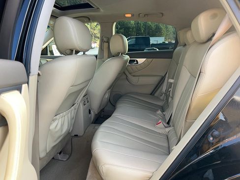 Used 2013 INFINITI FX37 AWD w/ Premium Pkg image 29