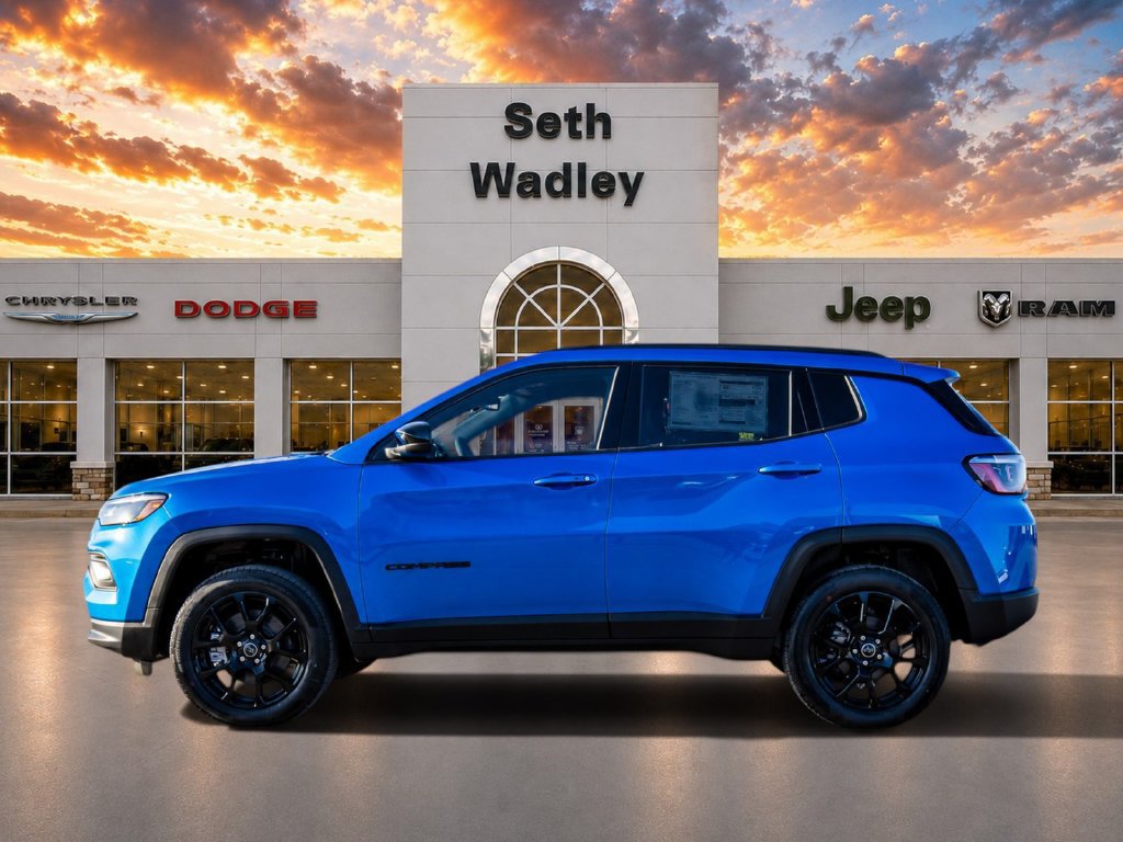 Used 2026 Jeep Compass Latitude AWD/4WD image 4
