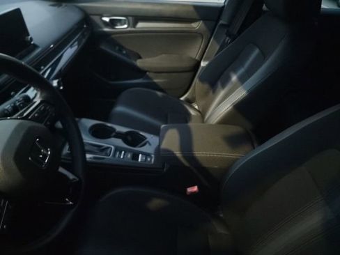 Used 2024 Honda Civic Sport image 5