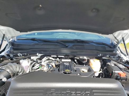 Used 2026 RAM 2500 Laramie AWD/4WD image 11