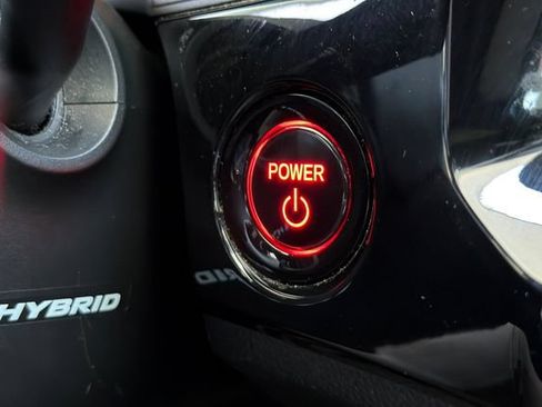 Certified 2025 Honda Civic Sport image 25