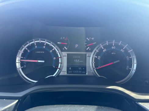 Used 2016 Toyota 4Runner SR5 AWD/4WD image 19