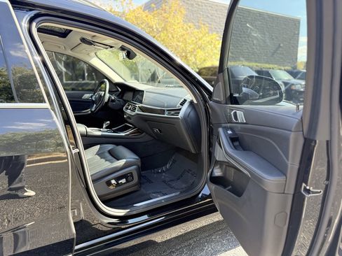 Used 2021 BMW X7 xDrive40i image 30