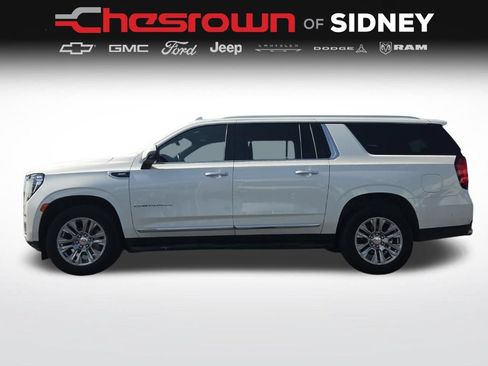 Used 2023 GMC Yukon XL Denali w/ Advanced Technology Package AWD/4WD image 16