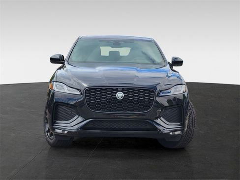 New 2026 Jaguar F-PACE R-Dynamic S image 2